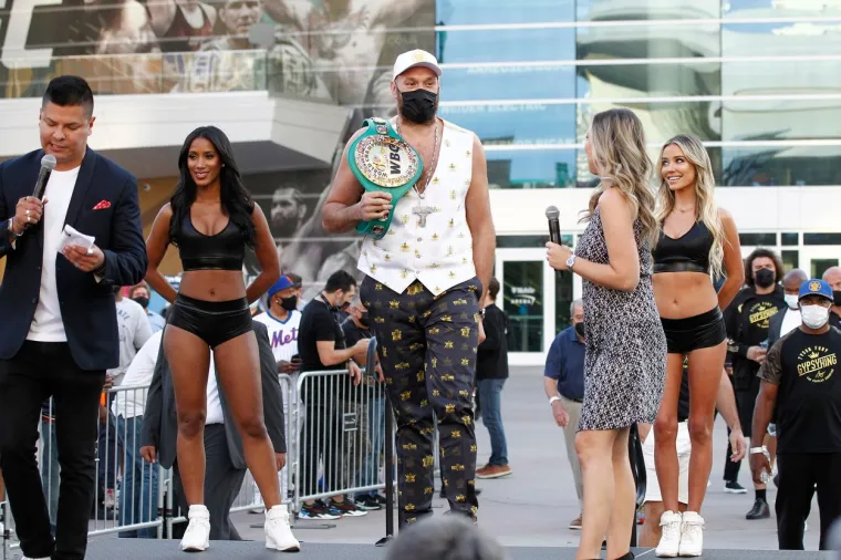 Ring djevojke podizale puls u Las Vegasu