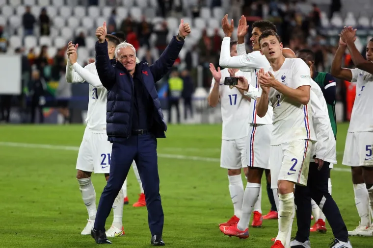 Ludnica jedne jesenske nogometne večeri: Od ponora pa nazad; Dugo će se pričati o ovom