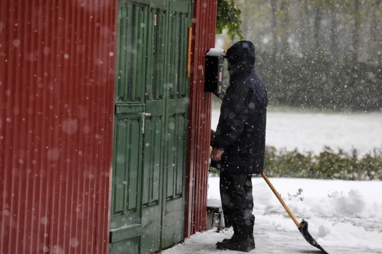 Pao je prvi snijeg ove sezone: Pogledajte fotografije iz Gorskog kotara