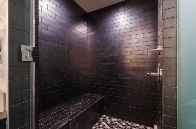 Kontroverzni Manson prodaje svoju vilu, biste li mogli tu živjeti? Tek neki detalji daju naslutiti da se radi o vrlo jezivoj ličnosti