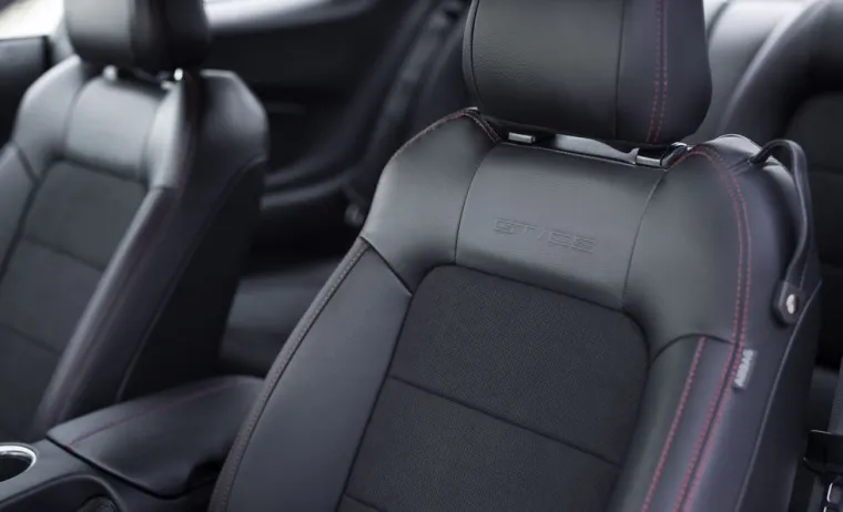 Novi Mustang dolazi s nekim vrhunskim značajkama, poput grijanja i hlađenja prednjih sjedala