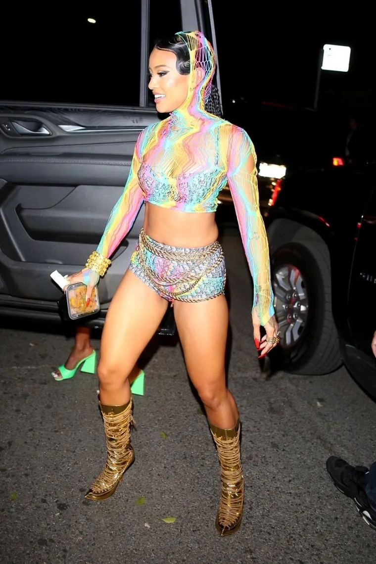 Sitna, ali dinamitna: Dobitnica dva Emmyja raspojasala se na rođendanskom tulumu Cardi B, napravila je pravi show