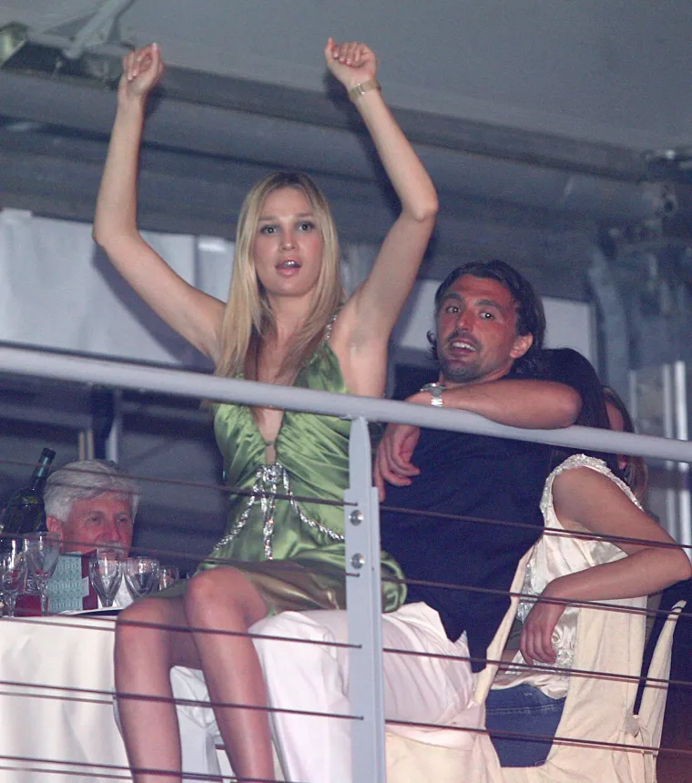 Tatjana Dragović 'gori' i u četrdesetima: Na sceni je već desetljećima, pogledajte kako se (nije) mijenjala