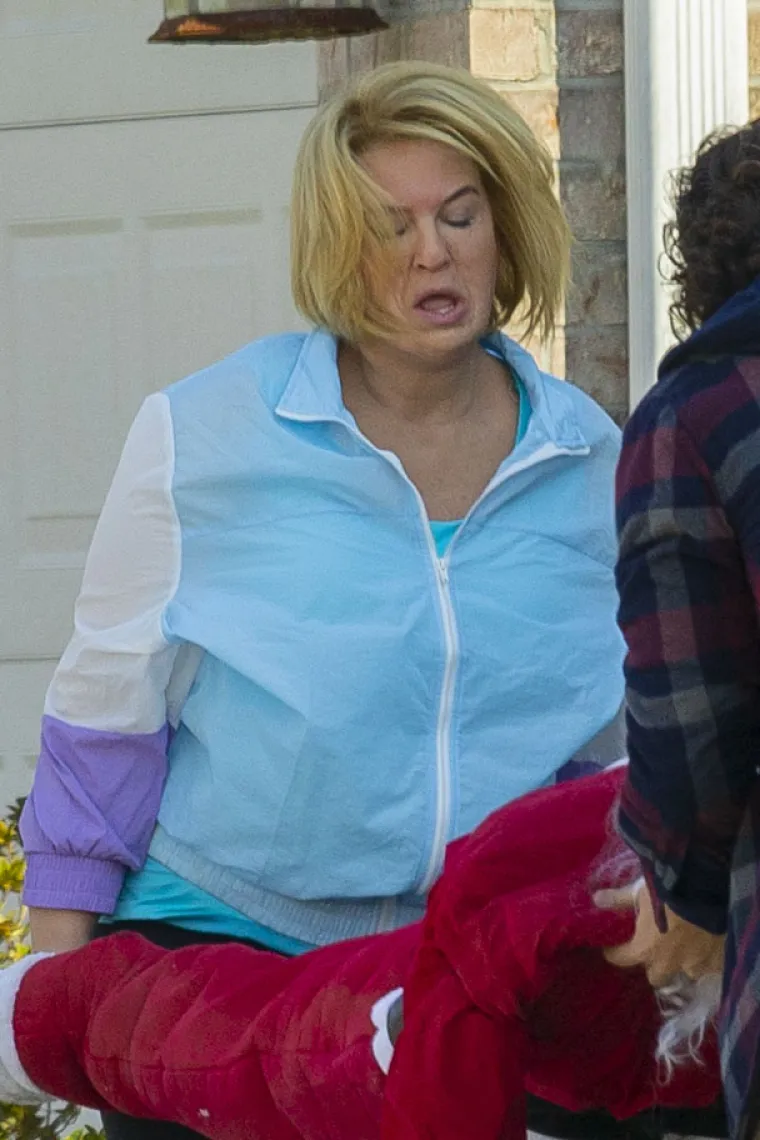 Kladimo se da ne znate koja je holivudska diva na fotkama: Svi je pamte kao seksepilnu slatkicu, a pogledajte ju sad!