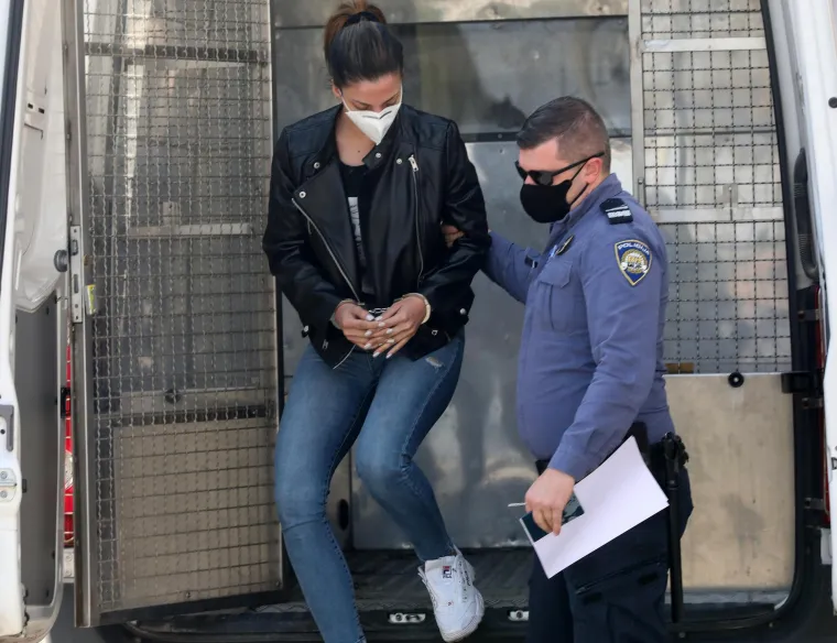Ovo je Brazilka koja je na zagrebačkom aerodromu uhvaćena s kokainom ušivenim u odjeću