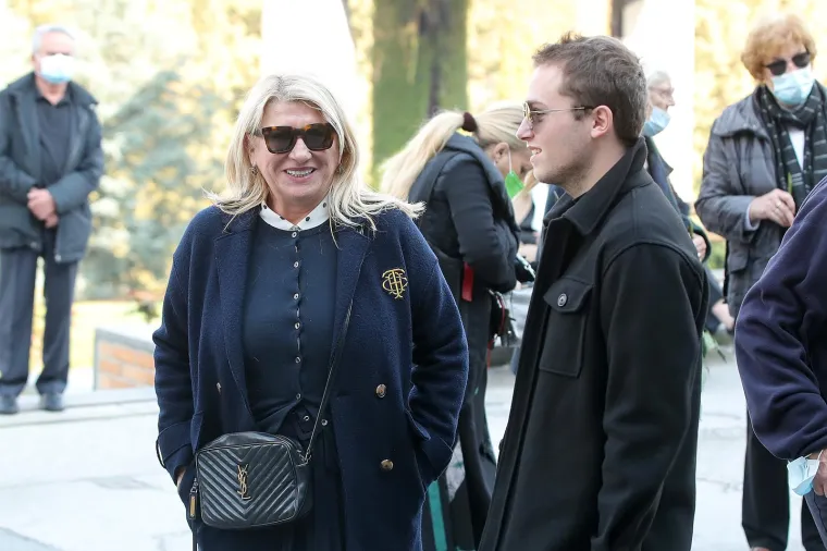 Od Ive Štivičića oprostili se Rade Šerbedžija, Ksenija Marinković, Vesna Pusić, Škare Ožbolt i brojni drugi