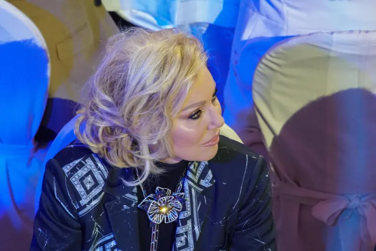 Lepa Brena