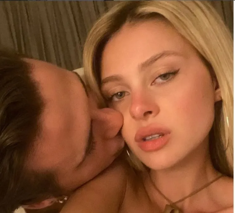 Beckhamovi se uslikali potpuno goli te jedno drugom poslali znakovite poruke