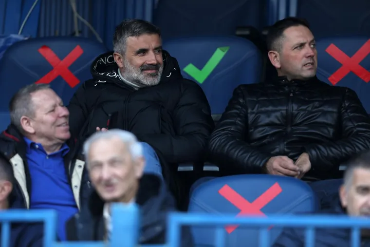 Kamere uhvatile Zorana Mamića; Bio je na nogometnoj utakmici, pogledajte kako uživa  na tribini