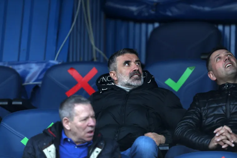 Kamere uhvatile Zorana Mamića; Bio je na nogometnoj utakmici, pogledajte kako uživa  na tribini