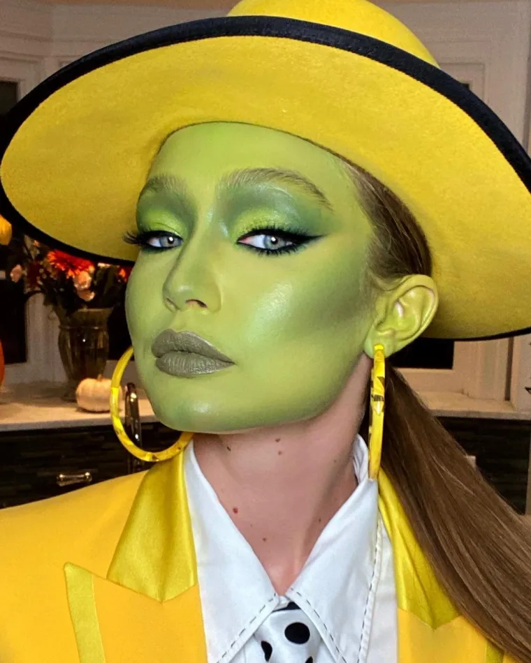 Gigi Hadid kao Maska