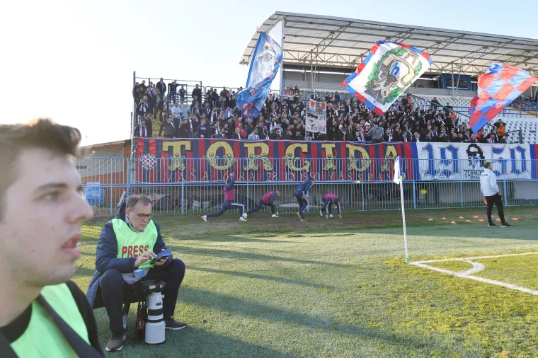 Pogledajte kakav je vatreni rođendanski 'show' napravila Torcida i kakvu su poruku poslali s tribina