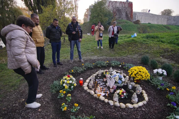 „&quot;Nikada neću odustati&quot;, kazao je Dragičević novinarima u sarajevskoj zračnoj luci nakon što je sletio.