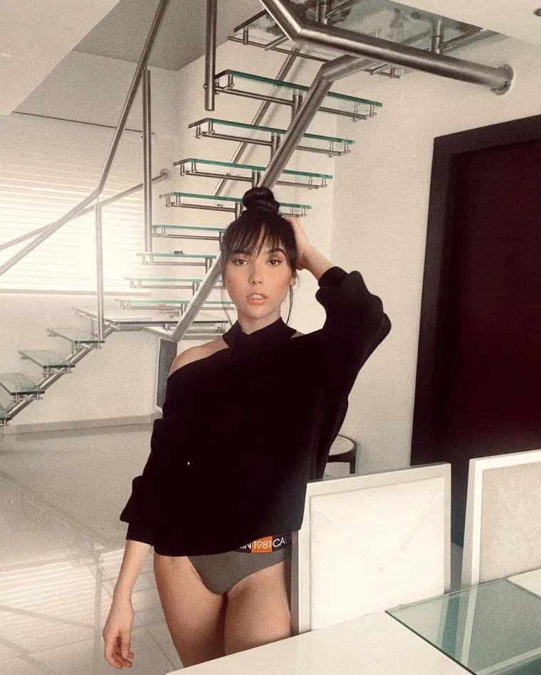 Ljepotica pomogla majci da zbri&scaron;e iz zatvora, takva neodoljiva dobro je znala kako odvući pažnju čuvara