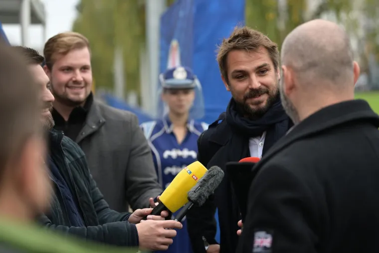 Niko Kranjčar dirnuo govorom na otkrivanju spomen ploče u čast svog oca 'Cice' Kranjčara