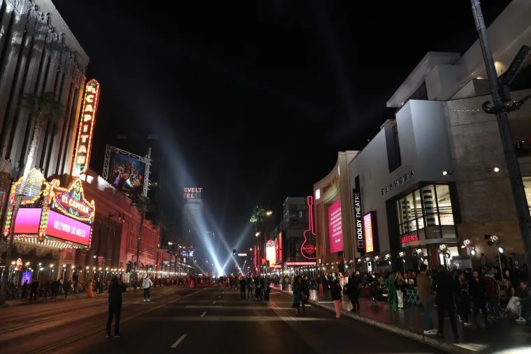 Zatvorili Hollywood Boulevard, a gosti sjedili na Stazi slavnih: Ovakav spektakl na pisti može napraviti samo Gucci