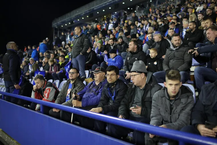 Jedno lice privuklo je veliku pozornost u loži Dinamovog stadiona