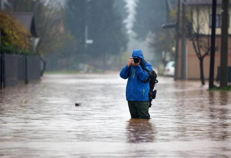 Katastrofa u Sarajevu! Dio grada je pod vodom i bez struje, Miljacka prijeti izlijevanjem iz korita