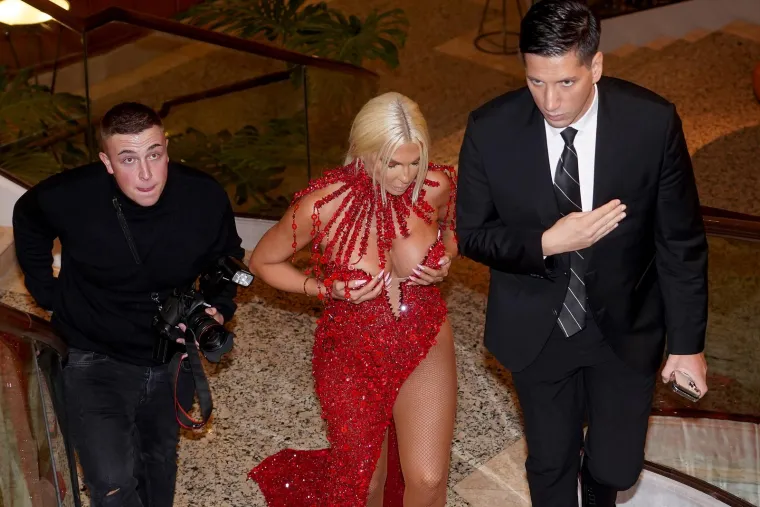 Obline sijevale na sve strane: Najseksi srpske folkerice dale su sve od sebe da buljite u njih