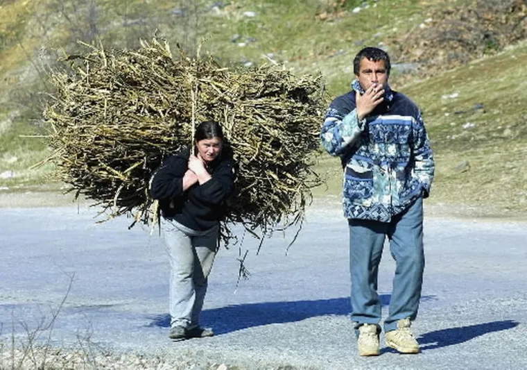 Upoznajte polaznike visoke škole 'Ženo, je li ti teška ta vrećica? Pa, premjesti je malo i u drugu ruku'