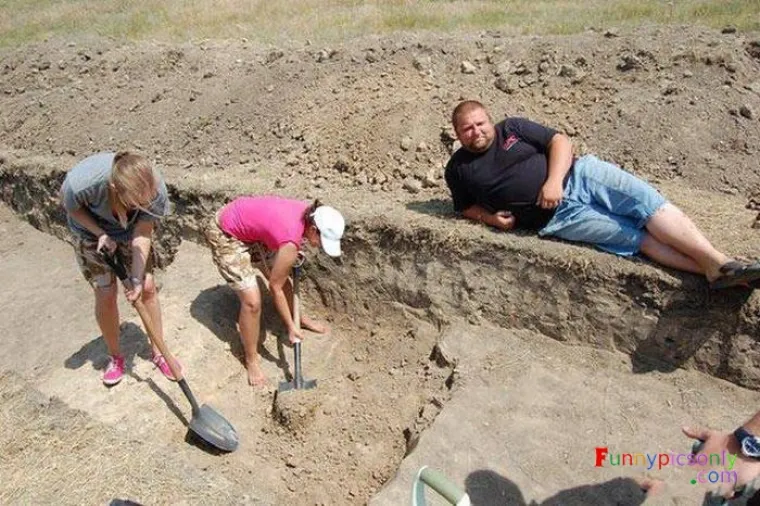 Upoznajte polaznike visoke &scaron;kole 'Ženo, je li ti te&scaron;ka ta vrećica? Pa, premjesti je malo i u drugu ruku'