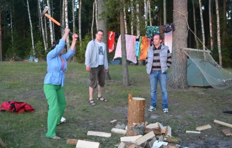 Upoznajte polaznike visoke &scaron;kole 'Ženo, je li ti te&scaron;ka ta vrećica? Pa, premjesti je malo i u drugu ruku'