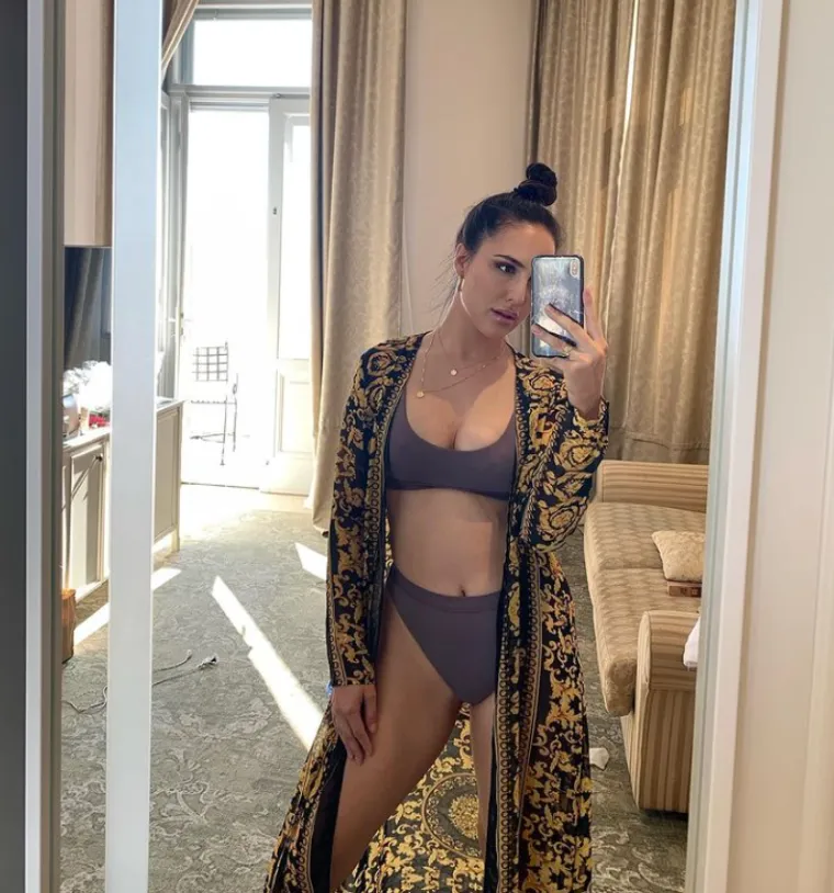 Lana Jurčević je napunila 37 godina, proslavite uz njene najseksi fotke