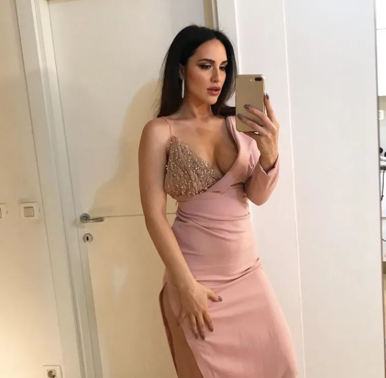 Lana Jurčević je napunila 37 godina, proslavite uz njene najseksi fotke