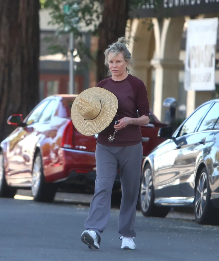 Kim Basinger