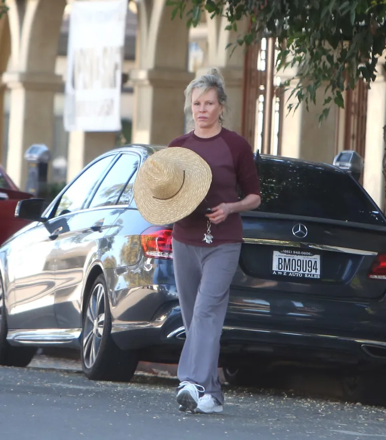 Kim Basinger