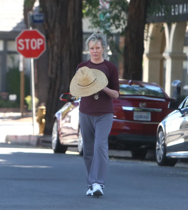 Kim Basinger