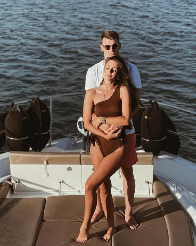 Helena Matić i Dominik Livaković