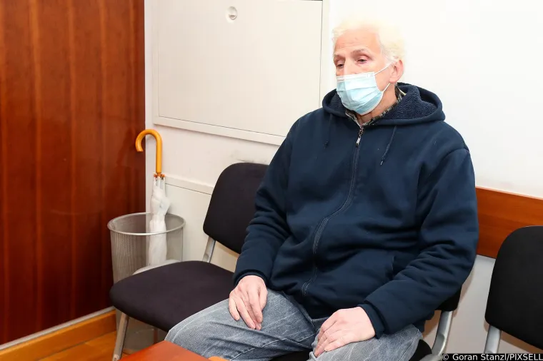 I u sandučić sam joj poslao jednu pjesmu koja govori o njoj i da sam zamislio ne&scaron;to vi&scaron;e. Slao sam joj sva&scaron;ta u kaslić, ali ne znam je li to pročitala. Bilo bi mi drago da konačno sazna &scaron;to mislim o njoj i mislim da netko tko je zaljubljen u nju možda stopira moje poruke", kazao je Mamić. 