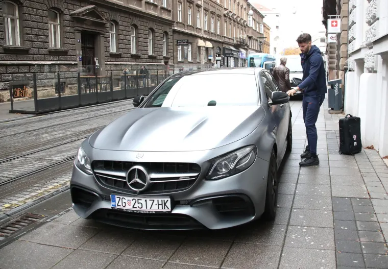 Kakve aute voze Vatreni? Modrić ima dvije brutalne 'pile', ali iznenadit će vas kakve 'zvijeri' posjeduju Lovren i Kramarić