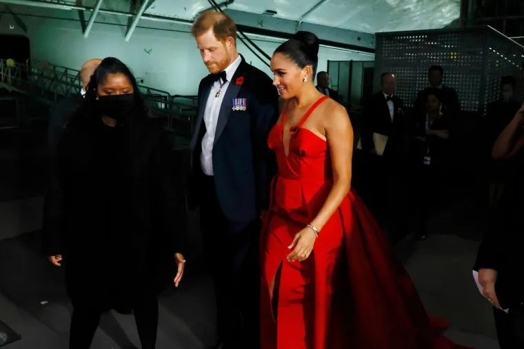 &quot;Svima koji su služili ovu vojsku, i koji to i dalje čine, želim zahvaliti&quot;, rekao je Harry.