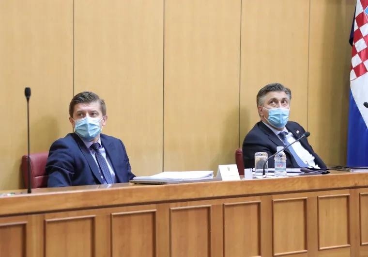 Na 340 milijardi duga bili smo već u ožujku 2021. godine