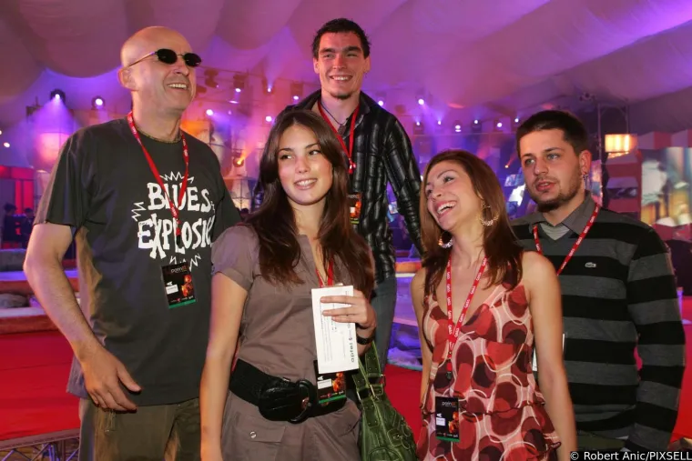 Fotke koje bude nostalgiju: Pogledajte na&scaron;e zvijezde prije 15 godina. Neprežaljeni Oliver uvijek je bio unikat...