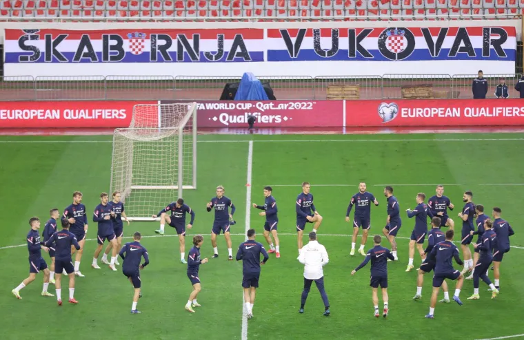 Luka Modrić i dru&scaron;tvo u nogometnom hramu: Primjećujete li ne&scaron;to na reprezentativcima?