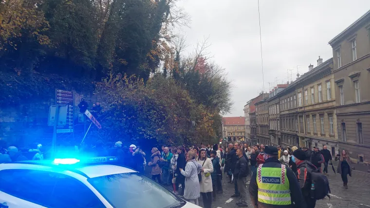 U glavnom gradu odvija se Tihi bijeli mar&scaron; protiv COVID potvrda