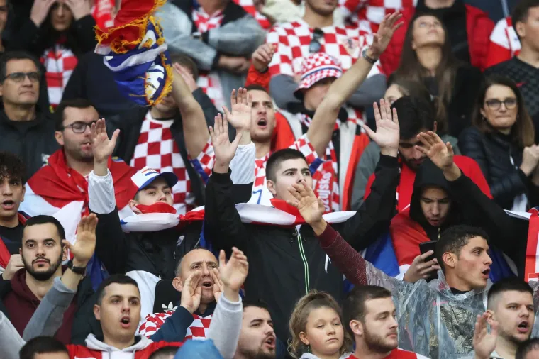 Na Poljudskim tribinama sve u znaku Vukovara i Škabrnje, navijači digli sjajnu koreografiju