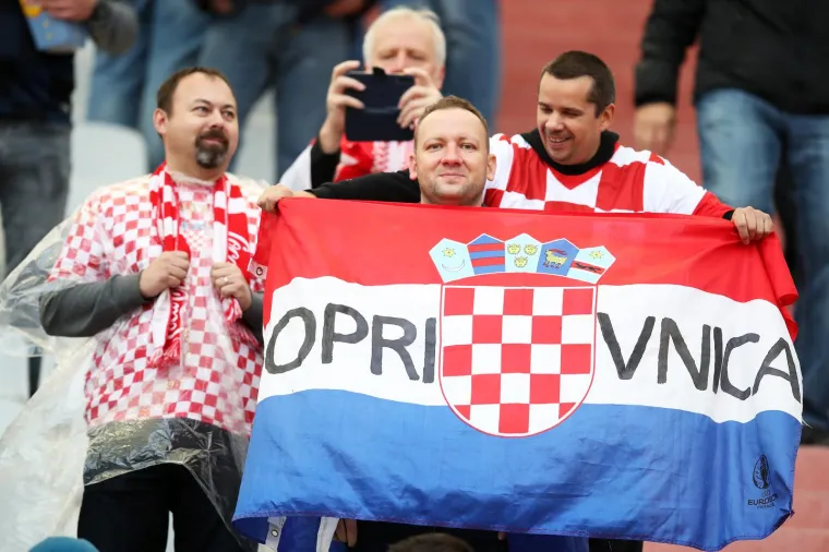 Na Poljudskim tribinama sve u znaku Vukovara i Škabrnje, navijači digli sjajnu koreografiju
