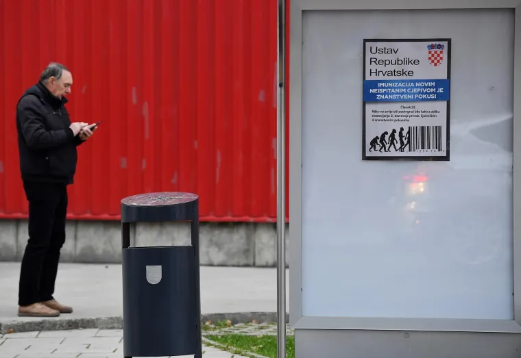 U Zagrebu osvanuli plakati o razlozima protiv nošenja maski i cijepljenja