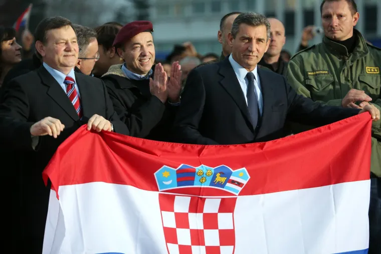 Milanović je zbog njih momentalno digao državni avion: Na današnji dan oslobođeni su Ante Gotovina i Mladen Markač