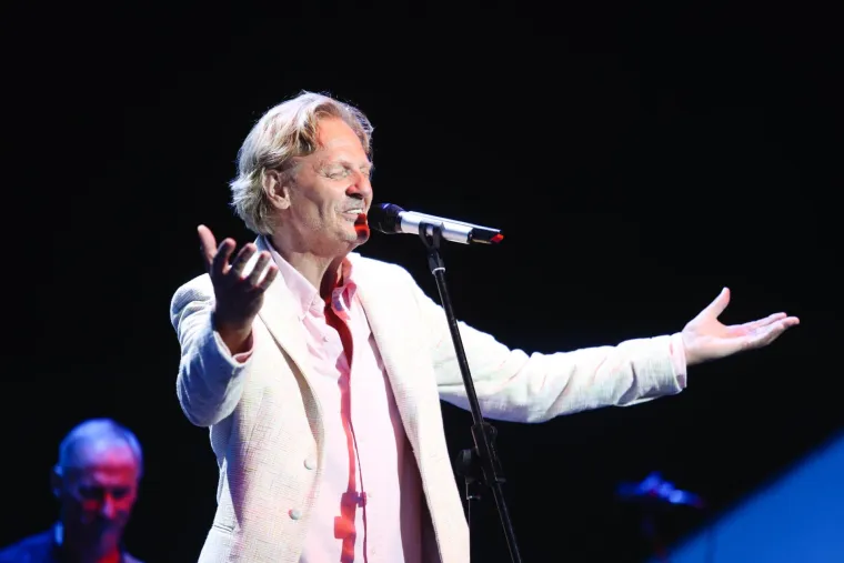 Splitski kantautor Tedi Spalato zapravo se zove Tadija Bajić.