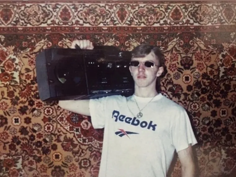 Dok ne izmisle vremeplov bolji prikaz 90-ih nećete naći: Evo kako su zapravo izgledale ako sa strane ostavimo sve ružne stvari