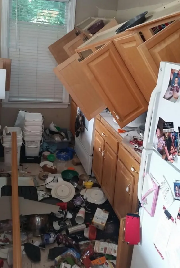 Halo, jesmo li dobili 666-999? Željeli bismo prijaviti da je ove ljude zadesilo zlo i naopako