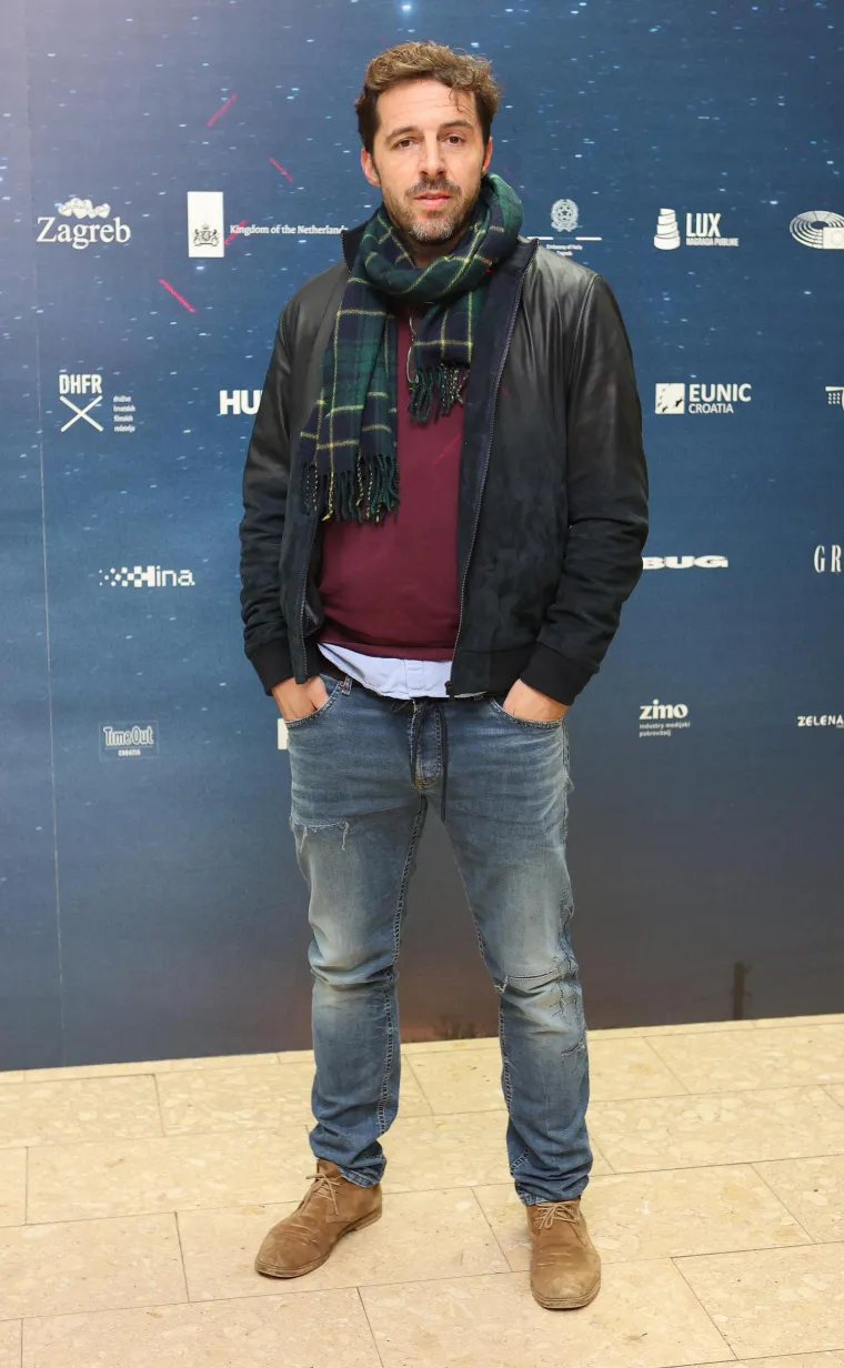 Obukla se kao prava frajerica i super joj stoji: Nives Ivanković ukrala pozornost na premijeri 'Zbornice'