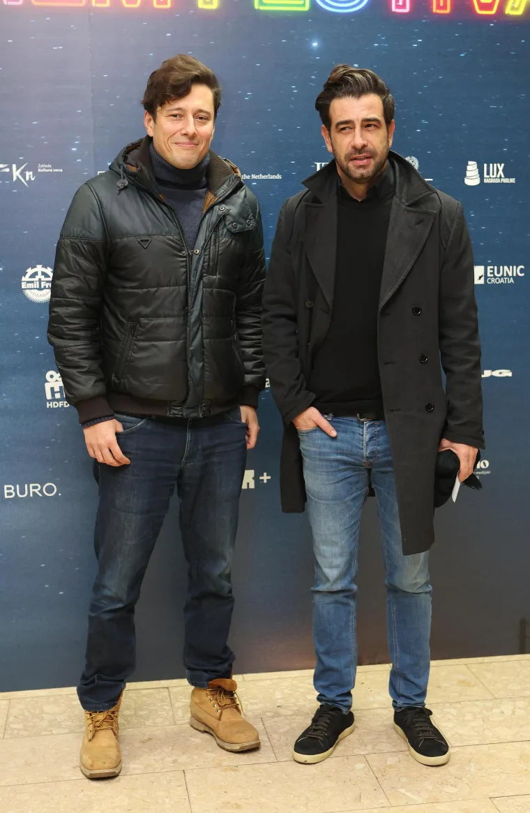 Obukla se kao prava frajerica i super joj stoji: Nives Ivanković ukrala pozornost na premijeri 'Zbornice'