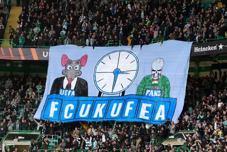 Navijači europskog velikana prosvjedovali zbog kontrovezne odluke, klub oštro kažnjen