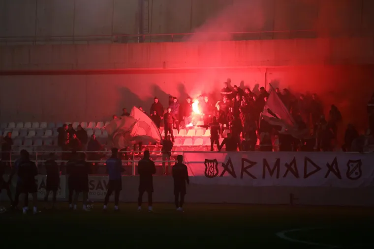 Armada posjetila nogometa&scaron;e Rijeke na treningu uoči okr&scaron;aja s Hajdukom, pogledajte kako je to izgledalo